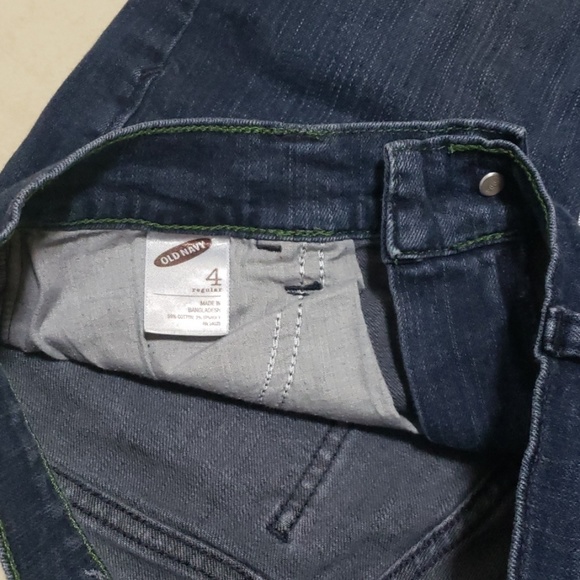 ✳✳FINAL LOWEST PRICE! Old Navy sweetheart jeans - Picture 4 of 5